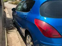 Usata Peugeot 308 90 CV (66 kW) 2008 Bluazzurro Berlina