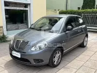 Usata Lancia Ypsilon 69 CV (50 kW) 2012 Grigio Utilitaria