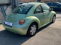 Usata VW New Beetle 90 CV (66 kW) 2000 Bianco Utilitaria