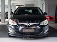 Usata Opel Astra 110 CV (80 kW) 2011 Nero Station wagon