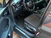 Usata Audi A1 116 CV (85 kW) 2019 Grigio SUV