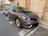 Usata Renault Scénic IV 110 CV (80 kW) 2017 Grigio Monovolume