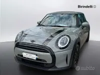 Usata Mini ONE 102 CV (75 kW) 2022 Moonwalk grey metallic. Utilitaria