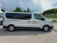 Usata Renault Trafic 150 CV (110 kW) 2023 Argento Monovolume