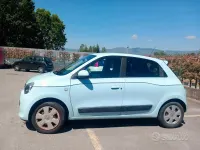 Usata Renault Twingo SE 69 CV (50 kW) 2018 Bluazzurro Utilitaria