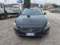 Usata Volvo V60 Momentum 114 CV (83 kW) 2015 Nero Station wagon