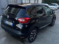 Usata Renault Captur 90 CV (66 kW) 2015 Nero SUV