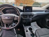 Usata Ford Focus 125 CV (91 kW) 2018 Nero Berlina