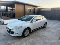 Usata Renault Mégane Coupé Luxe 110 CV (80 kW) 2010 Bianco Coupé