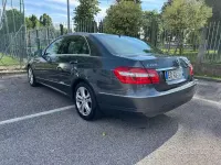 Usata Mercedes E220 170 CV (125 kW) 2010 Grigio Berlina