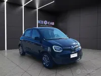 Usata Renault Twingo 30 kW (42 CV) 2023 Nero Utilitaria