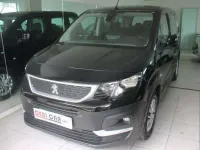 Usata Peugeot Rifter 110 CV (80 kW) 2021 Nero Monovolume