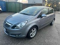 Usata Opel Corsa Cosmo 90 CV (66 kW) 2007 Grigio Berlina