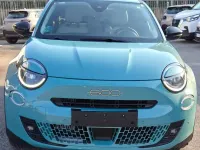 Usata Fiat 600 La Prima 101 CV (74 kW) 2025 Blu/azzurro SUV