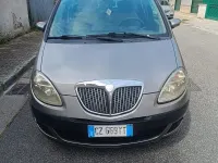 Usata Lancia Musa 90 CV (66 kW) 2006 Giallo Monovolume