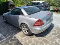 Usata Mercedes SLK200 163 CV (119 kW) 2002 Argento Cabrio