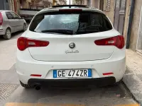 Usata Alfa Romeo Giulietta Exclusive 105 CV (77 kW) 2021 Bianco Berlina