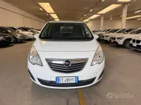 Usata Opel Meriva Cosmo 120 CV (88 kW) 2013 Bianco Monovolume