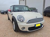 Usata Mini One D 90 CV (66 kW) 2013 Beige Utilitaria