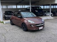Usata Opel Adam Rocks Rocks 70 CV (51 kW) 2016 Marrone Utilitaria