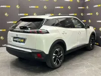 Usata Peugeot 2008 Allure 56 kW (77 CV) 2023 Bianco SUV