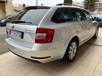 Usata Skoda Octavia Executive 116 CV (85 kW) 2019 Argento Station wagon