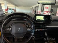 Usata Peugeot 208 68 CV (50 kW) 2021 Giallo Utilitaria