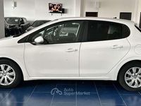 Usata Peugeot 208 102 CV (75 kW) 2019 Bianco Utilitaria