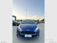 Usata Ford Fiesta Titanium 75 CV (55 kW) 2016 Blu Utilitaria