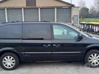 Usata Chrysler Grand Voyager Limited 150 CV (110 kW) 2007 Nero Monovolume