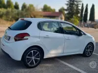 Usata Peugeot 208 Allure 75 CV (55 kW) 2018 Bianco Utilitaria