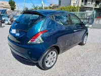 Begagnad Lancia Ypsilon S 95 HK (69 kW) 2016 Blå Halvkombi