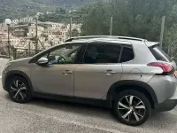 Usata Peugeot 2008 Allure 99 CV (72 kW) 2019 SUV