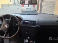 Usata VW Golf IV 90 CV (66 kW) 2003 Berlina