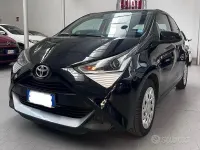 Usata Toyota Aygo Business Edition 69 CV (50 kW) 2018 Nero Utilitaria