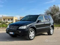 Usata Mercedes ML400 AMG 250 CV (183 kW) 2004 Nero SUV