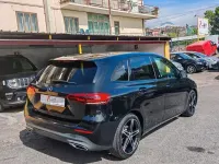 Usata Mercedes B200 150 CV (110 kW) 2021 Nero Utilitaria