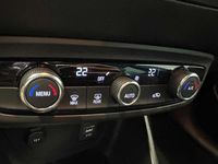 Usata Opel Crossland X Ultimate 110 CV (80 kW) 2024 Rosso SUV