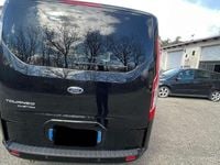 Usata Ford Tourneo Custom 131 CV (96 kW) 2019 Nero Furgone