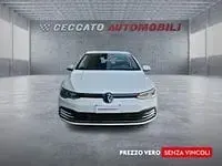 Usata VW Golf VIII Life 150 CV (110 kW) 2023 Bianco Utilitaria