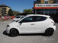 Usata Lancia Ypsilon S 69 CV (50 kW) 2022 Bianco Utilitaria