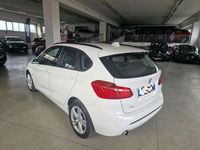 Usata BMW 218 Active Tourer Sport Line 150 CV (110 kW) 2016 Bianco Monovolume