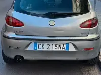 Usata Alfa Romeo 147 116 CV (85 kW) 2003 Grigio Utilitaria