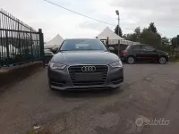 Usado Audi A3 Attraction 110 CV (80 kW) 2016 Gris Berlina