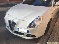 Usata Alfa Romeo Giulietta Distinctive 105 CV (77 kW) 2010 Bianco Utilitaria