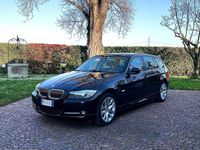 Usata BMW 318 143 CV (105 kW) 2013 Nero Station wagon