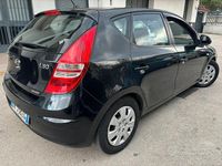 Usata Hyundai i30 90 CV (66 kW) 2008 Nero Berlina