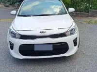 Usata Kia Rio 84 CV (61 kW) 2019 Bianco Berlina