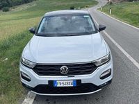 Usata VW T-Roc Style 116 CV (85 kW) 2019 Argento SUV