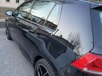 Usata VW Golf VII Highline 110 CV (80 kW) 2017 Berlina